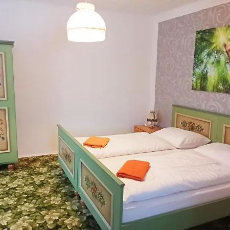 Homestay Vila Fortuna Romantik